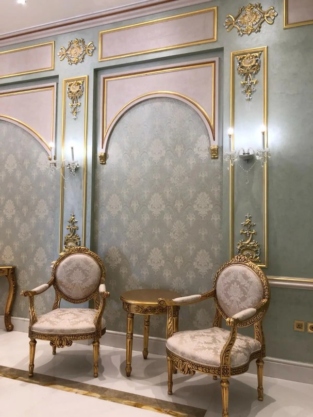Private Palace Furniture  